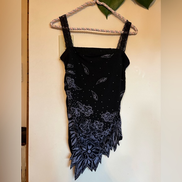 Y2K - Fairycore Asymmetrical Beaded Tank - Picture 5 of 12